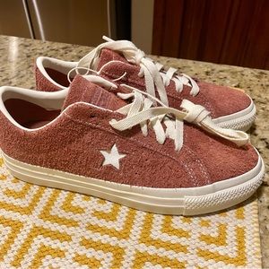 Brand New Leather Converse One Star sneakers mauve pink suede 7 women’s